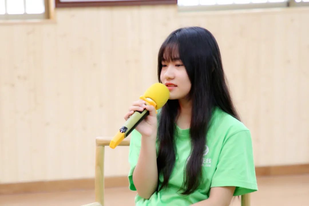活著，努力實現(xiàn)每個階段的人生意義就好了！