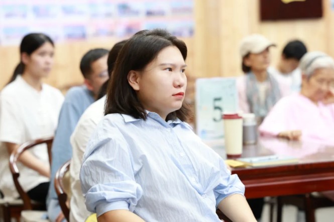 屏幕截圖 2025-11-27 101658.jpg