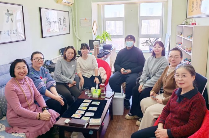 從迷茫到清明：遼寧爸媽在線(xiàn)中心的一場(chǎng)OH牌的自我發(fā)現(xiàn)之旅